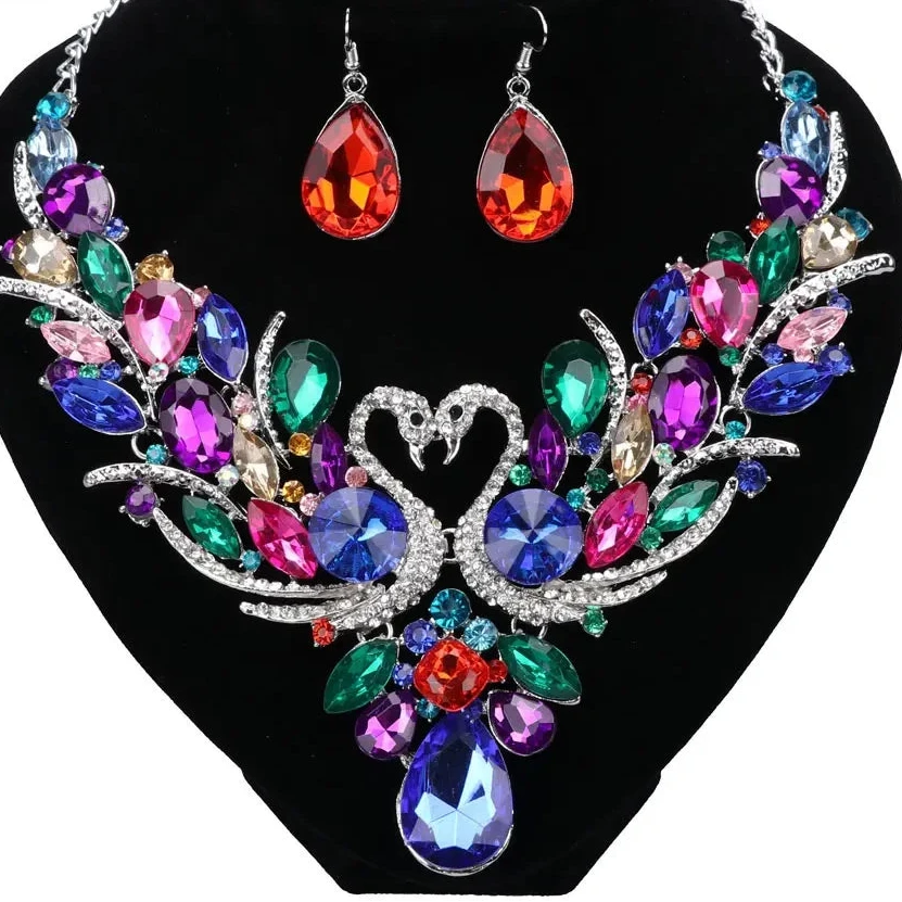 Colored Swan Jewelry Set