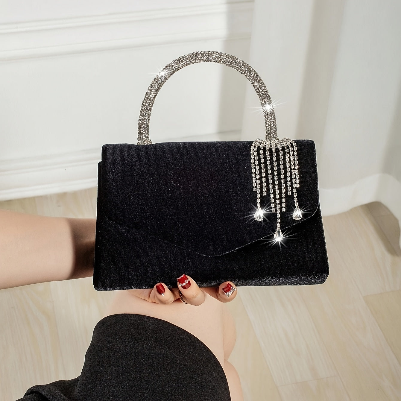 Elegant Rhinestone Mini Bucket Bag