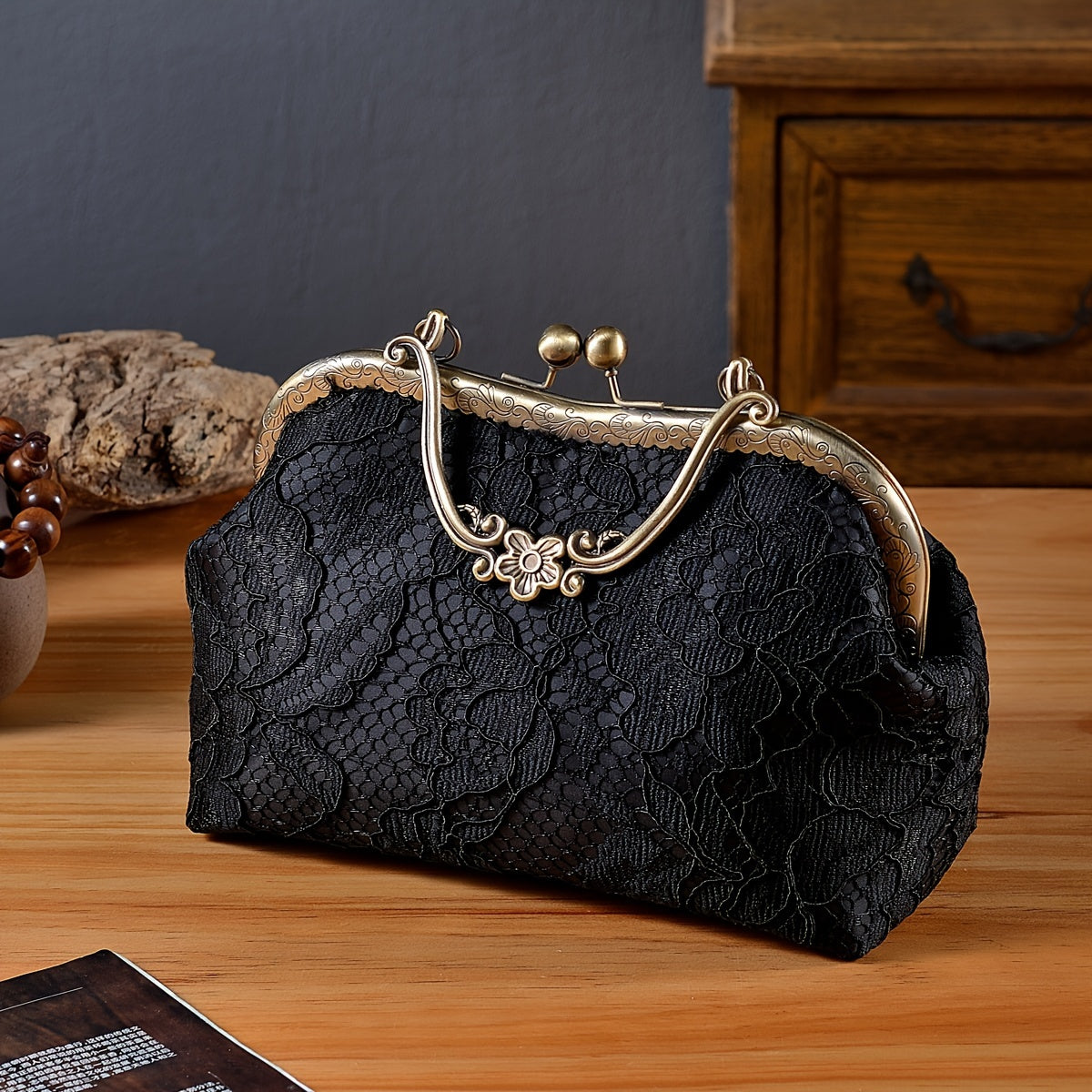 Elegant Floral Embroidered Evening Clutch